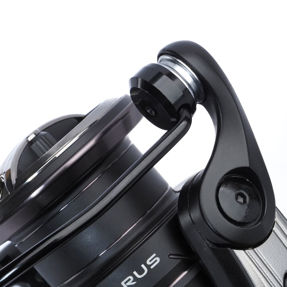 SAVAGE GEAR Exorus 4000 Stationärrolle